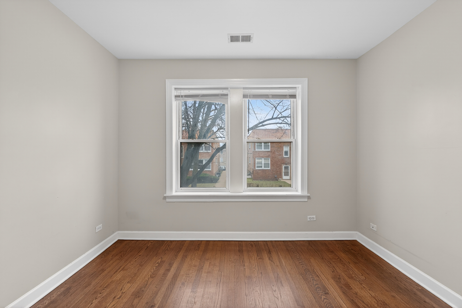 9100 Lamon Avenue #1N, Skokie, IL 60077