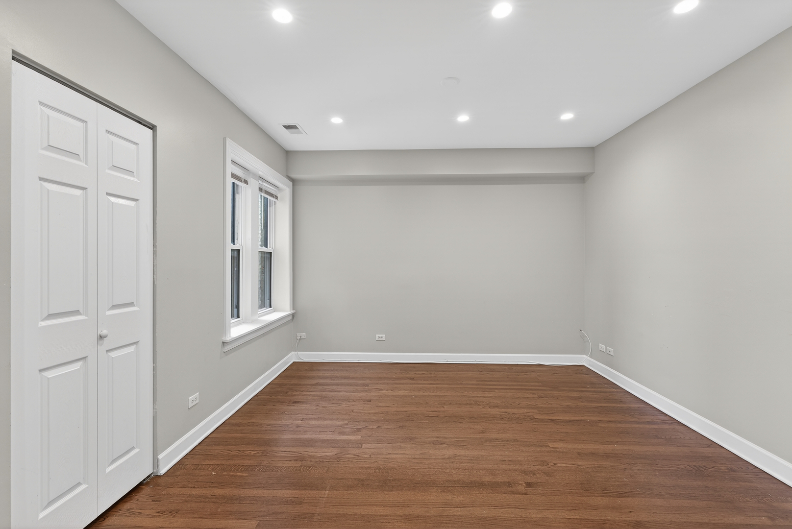 9100 Lamon Avenue #1N, Skokie, IL 60077