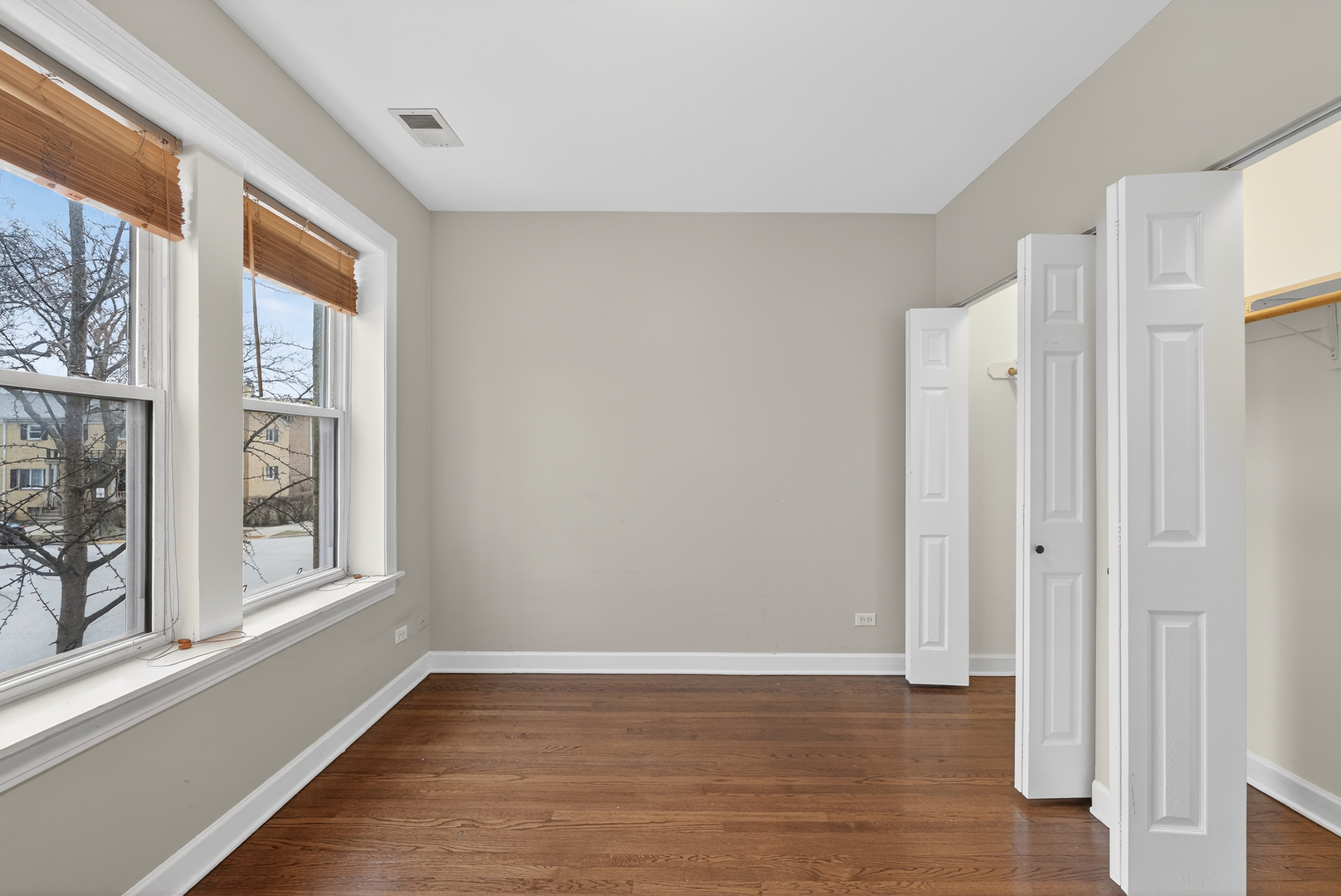 9100 Lamon Avenue #1N, Skokie, IL 60077