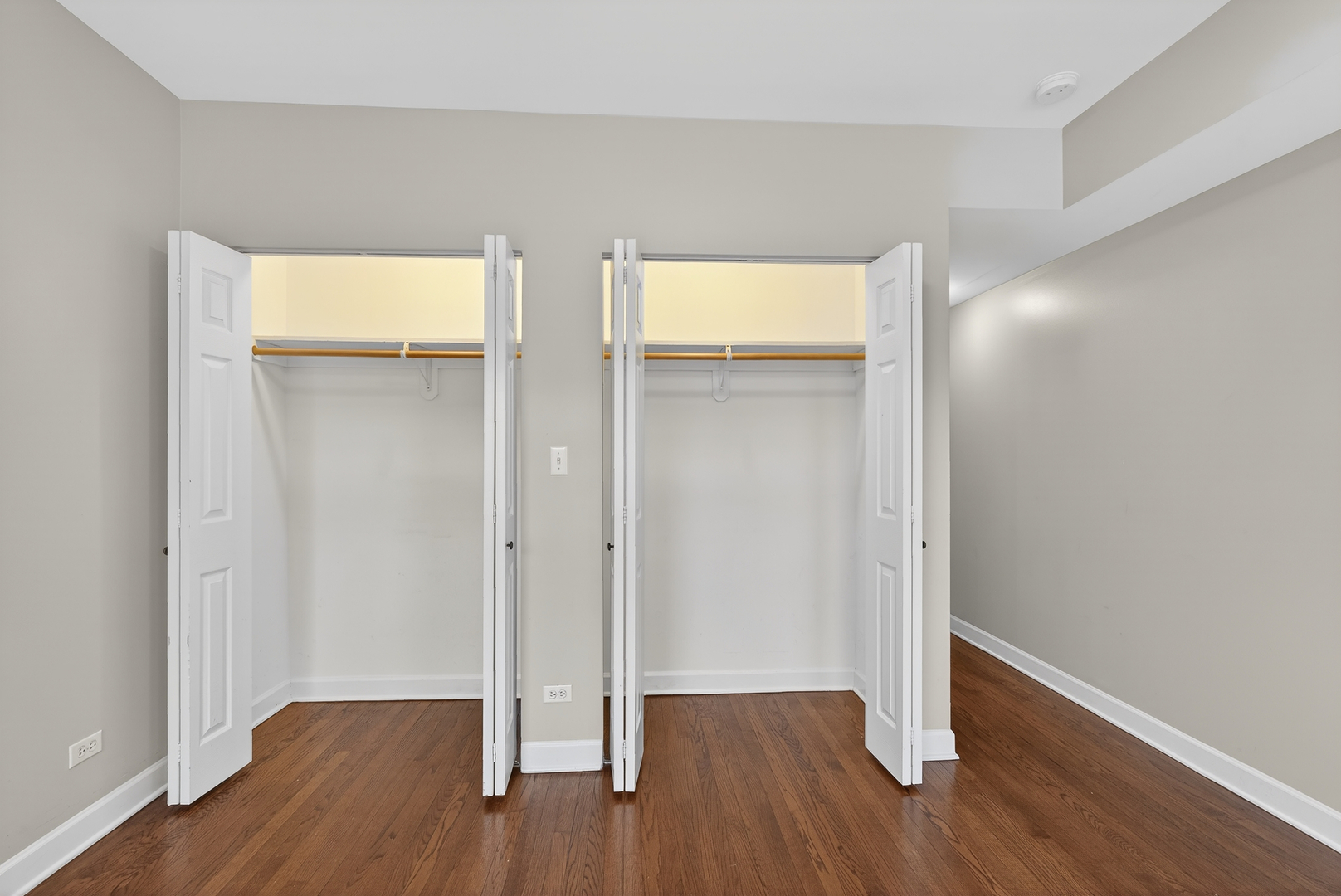 9100 Lamon Avenue #1N, Skokie, IL 60077