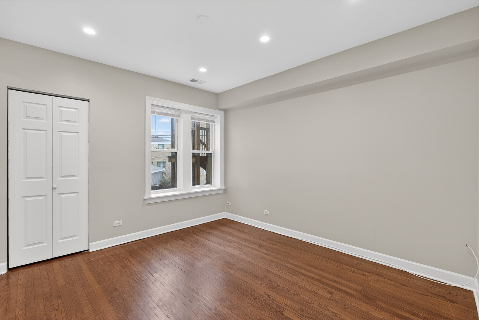 9100 Lamon Avenue #1N, Skokie, IL 60077