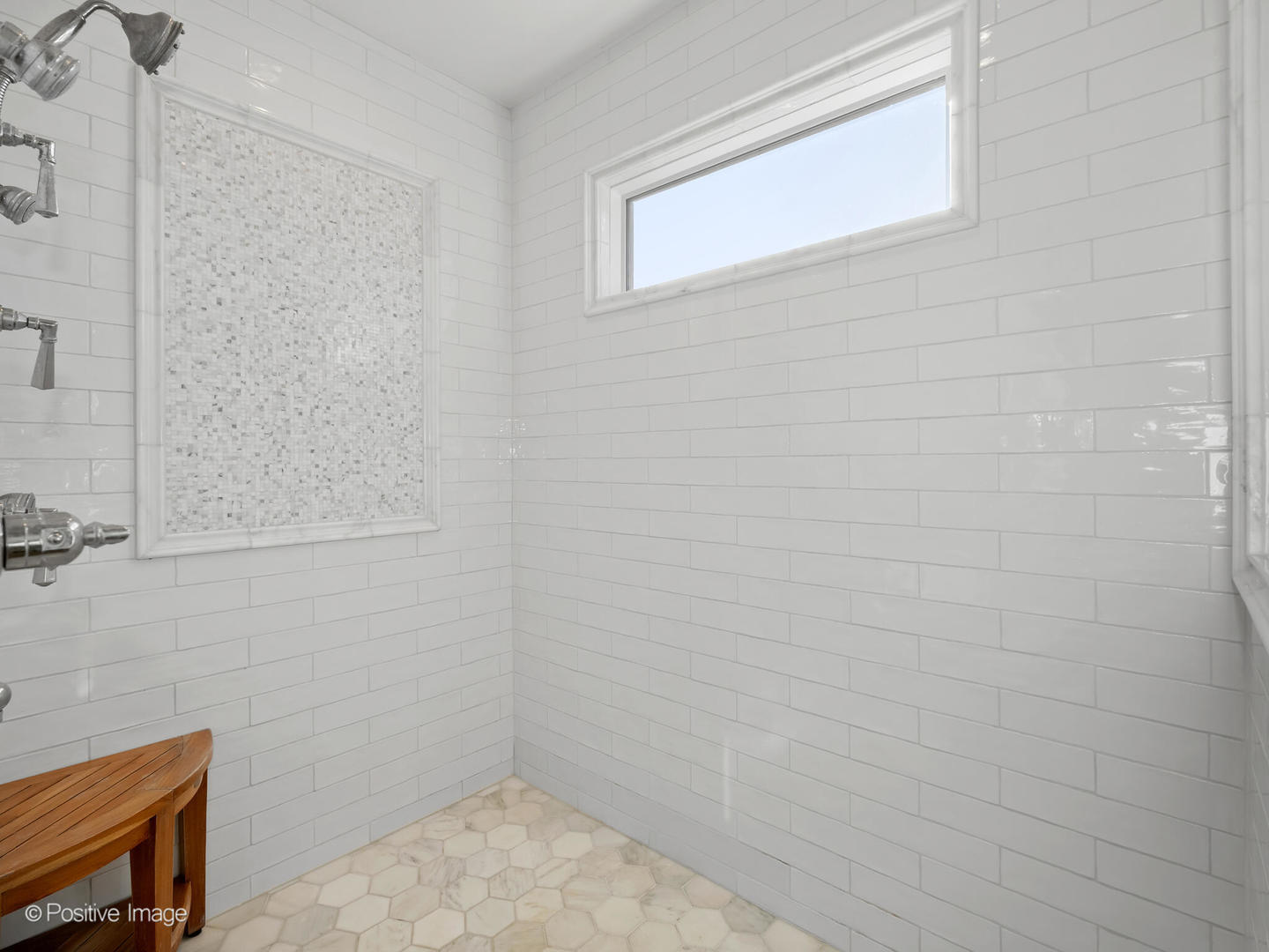 236 Holmes Avenue, Clarendon Hills, IL 60514