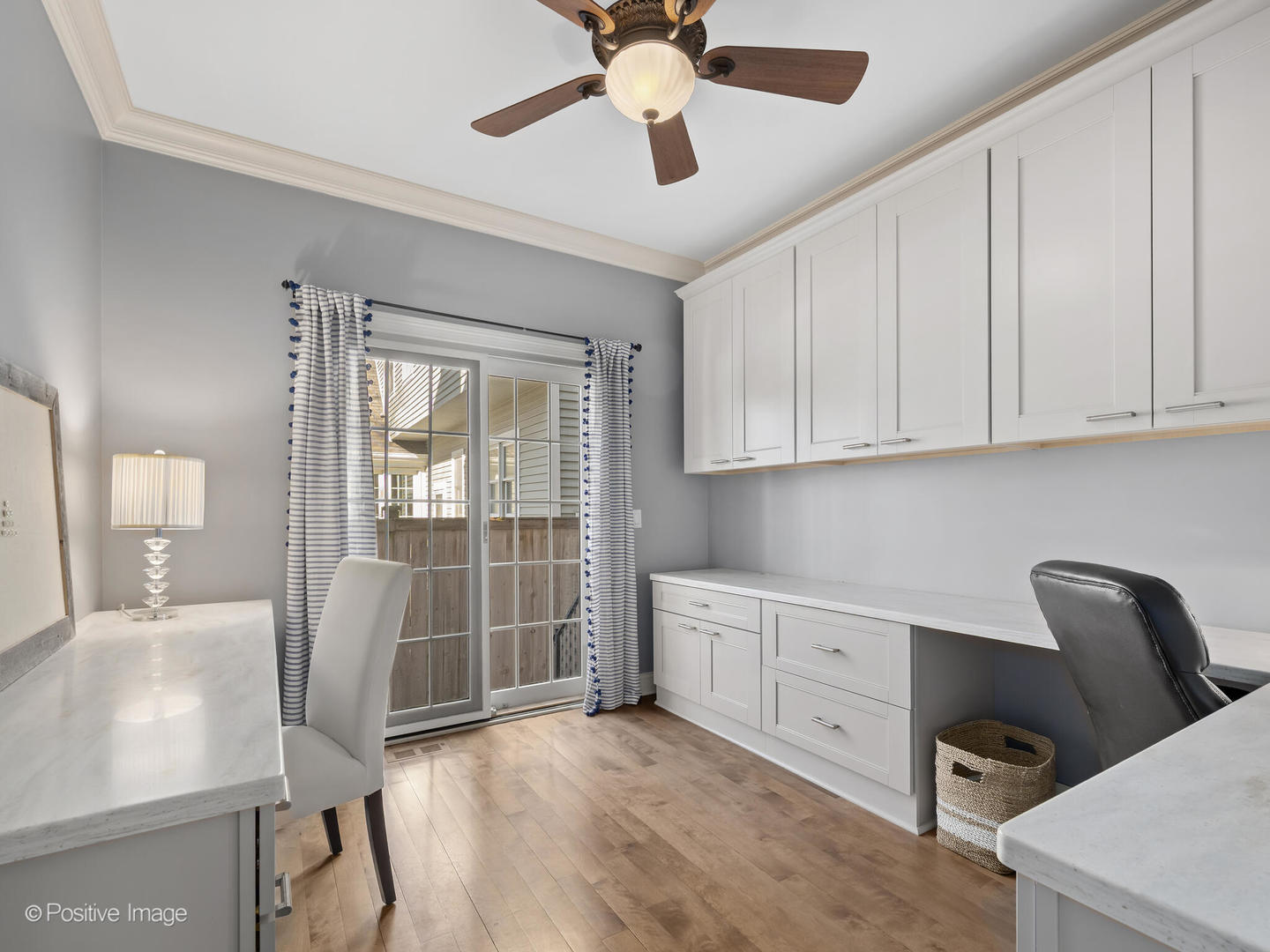 236 Holmes Avenue, Clarendon Hills, IL 60514