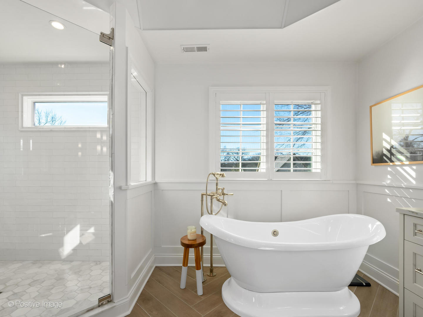 236 Holmes Avenue, Clarendon Hills, IL 60514