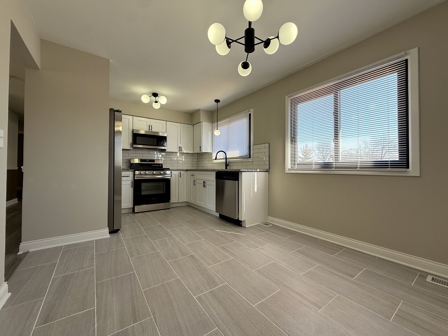 133 Deerpath Road, Matteson, IL 60443