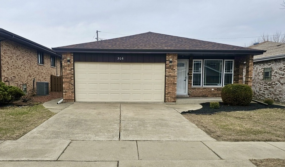 306 Escanaba Avenue, Calumet City, IL 60409