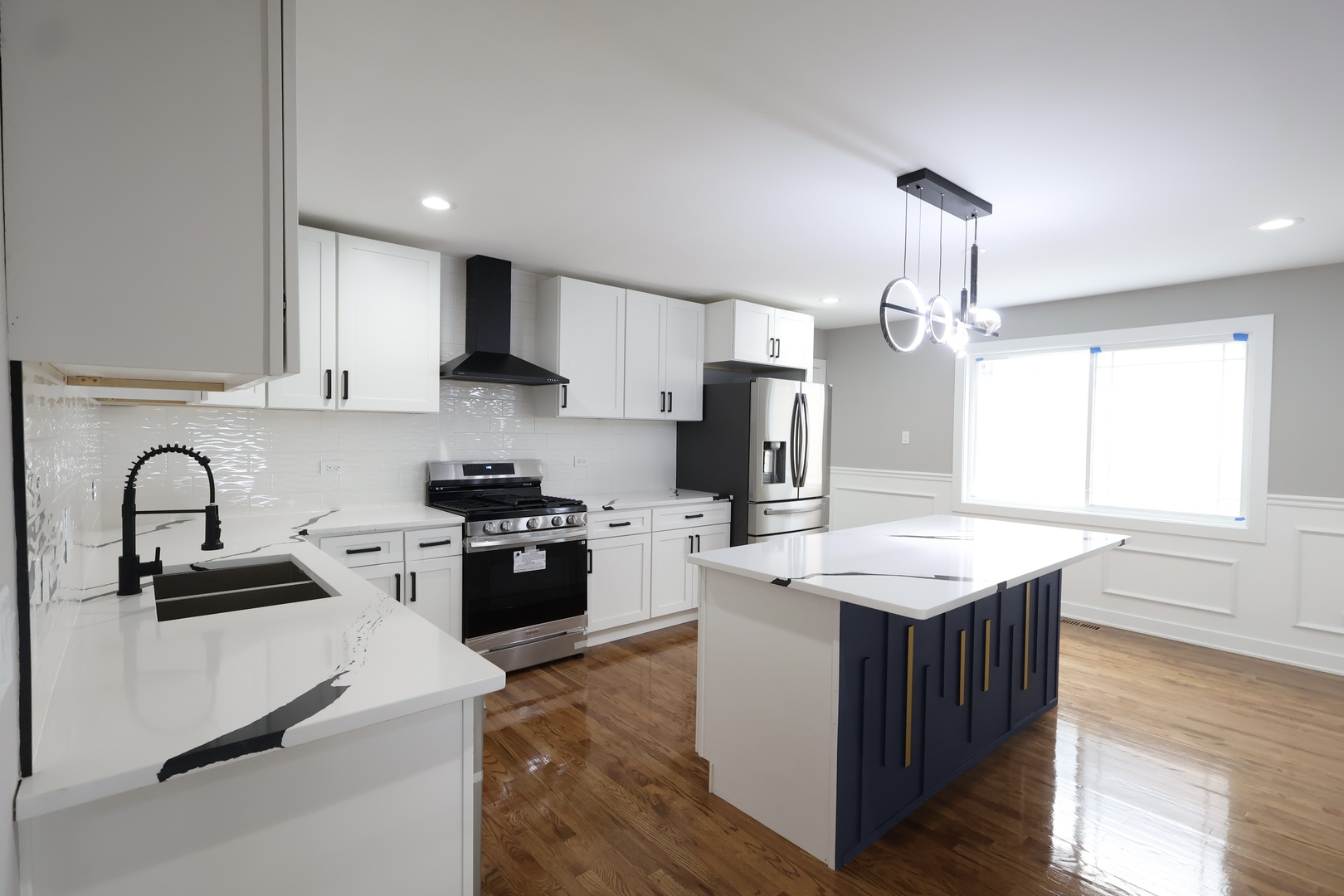 306 Escanaba Avenue, Calumet City, IL 60409