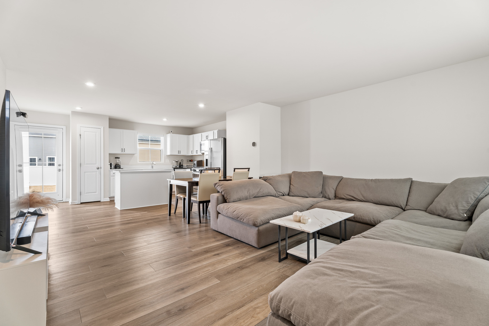 683 Wild Prairie Point, Hampshire, IL 60140