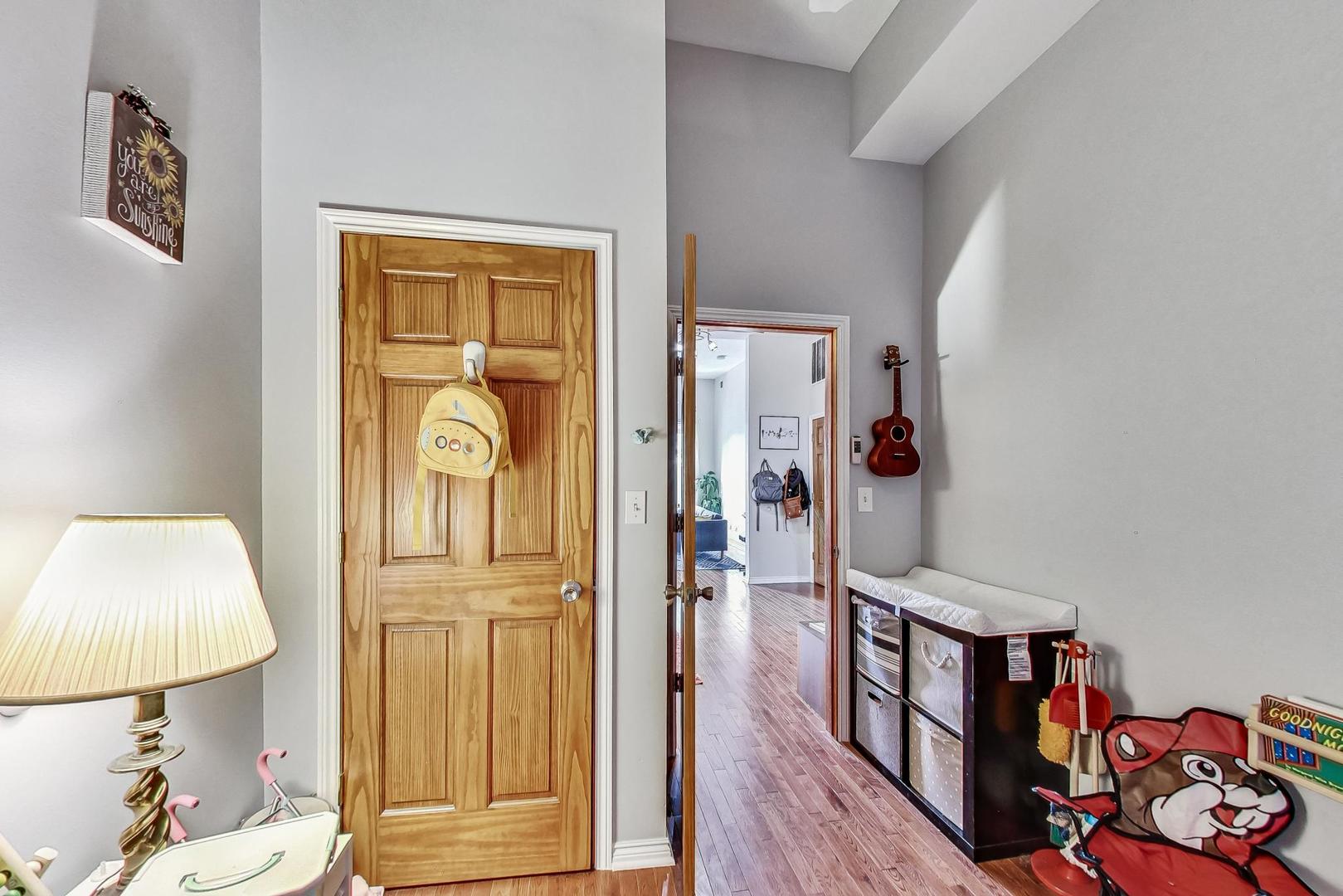 635-637 W 26th Street, Chicago, IL 60616