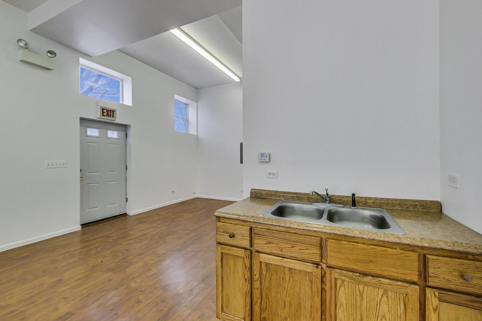 635-637 W 26th Street, Chicago, IL 60616