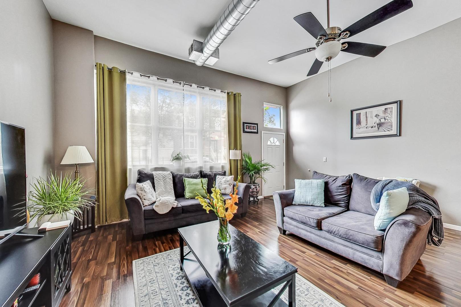 635-637 W 26th Street, Chicago, IL 60616