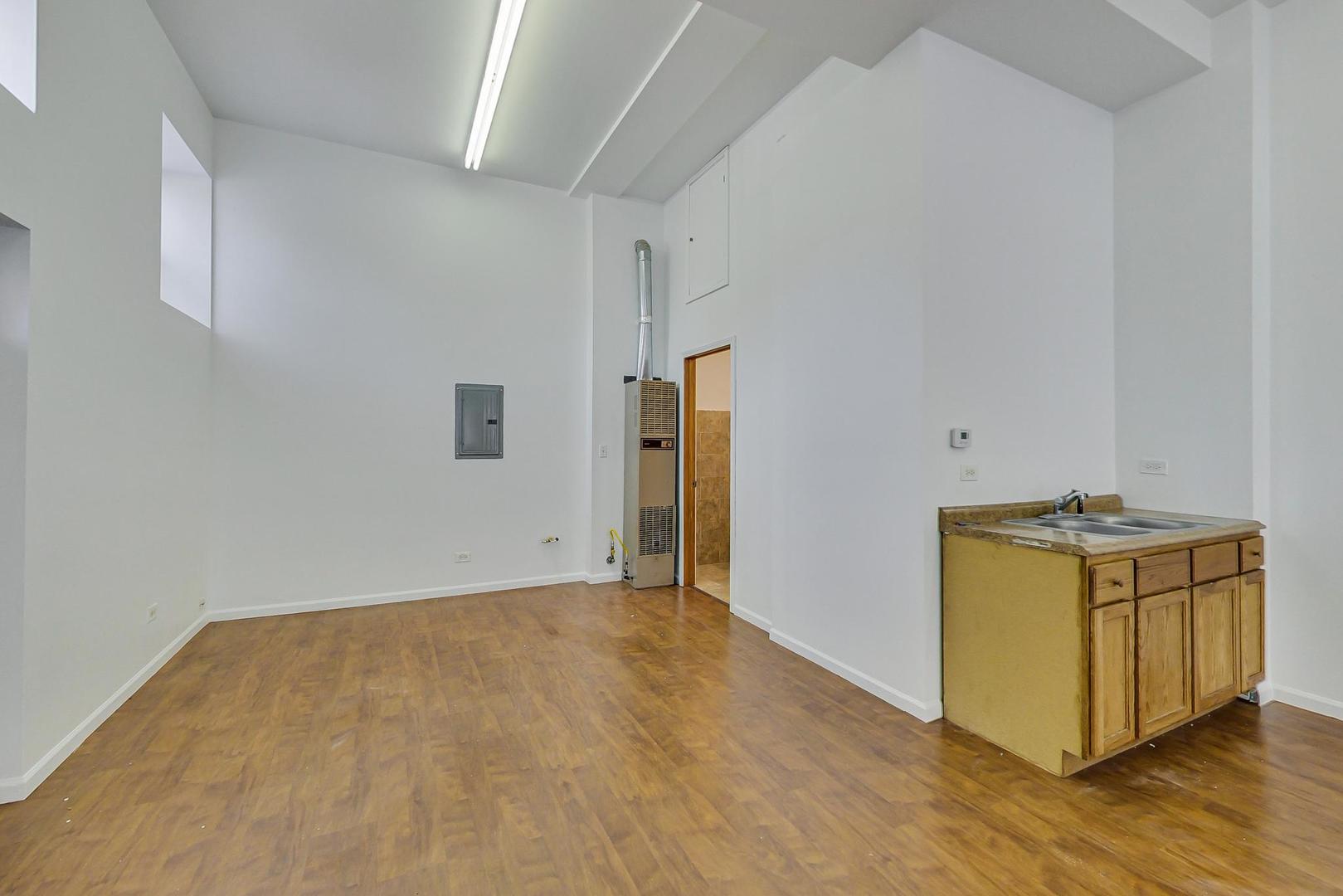 635-637 W 26th Street, Chicago, IL 60616