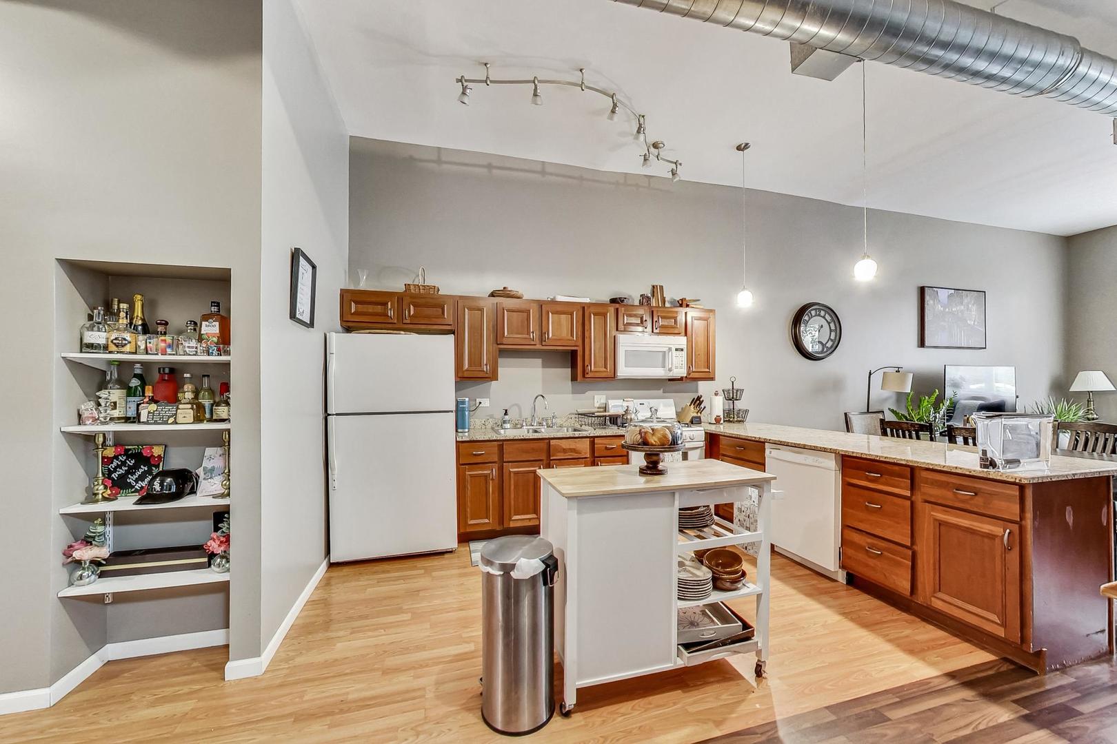 635-637 W 26th Street, Chicago, IL 60616