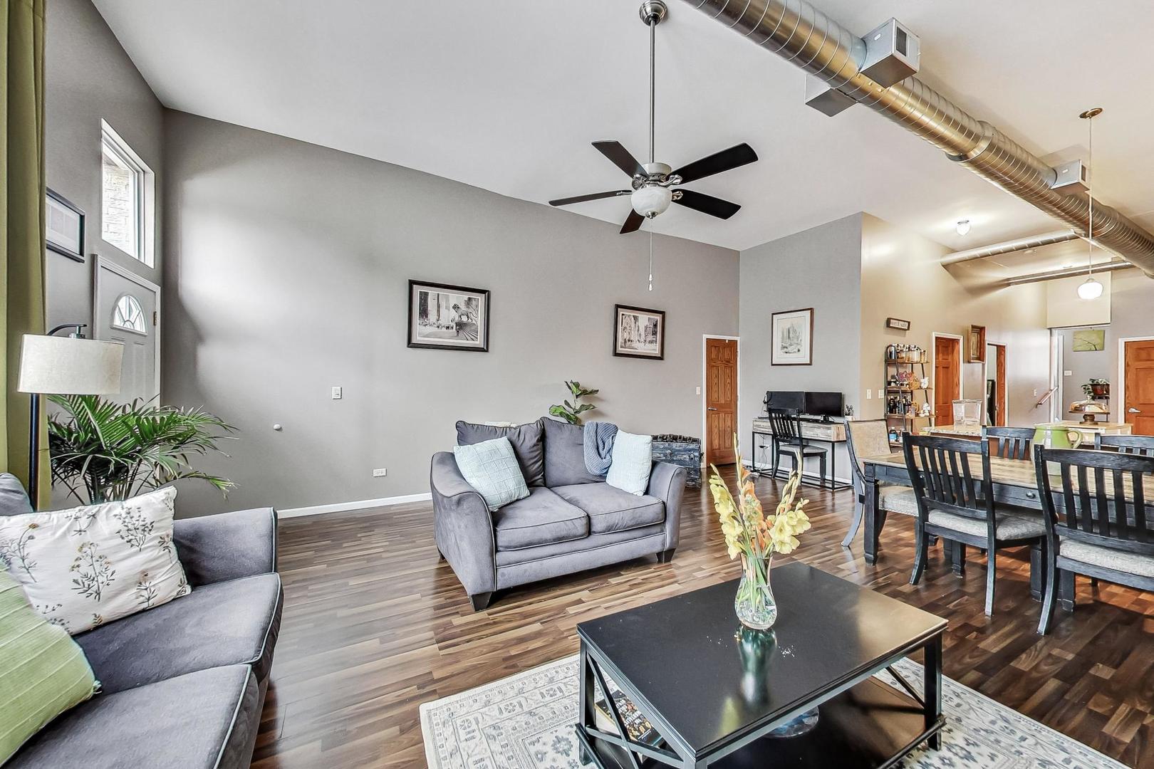 635-637 W 26th Street, Chicago, IL 60616