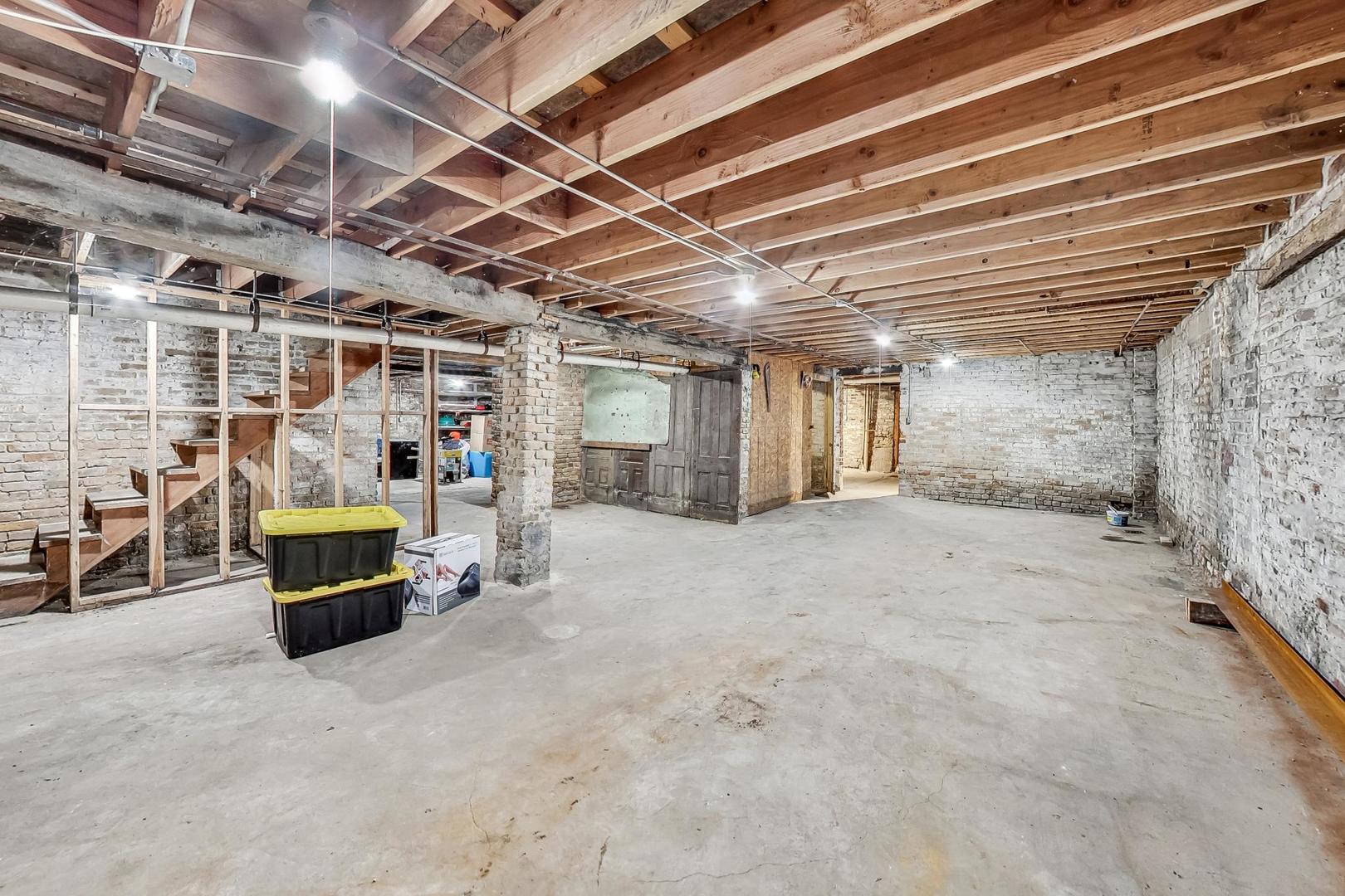 635-637 W 26th Street, Chicago, IL 60616