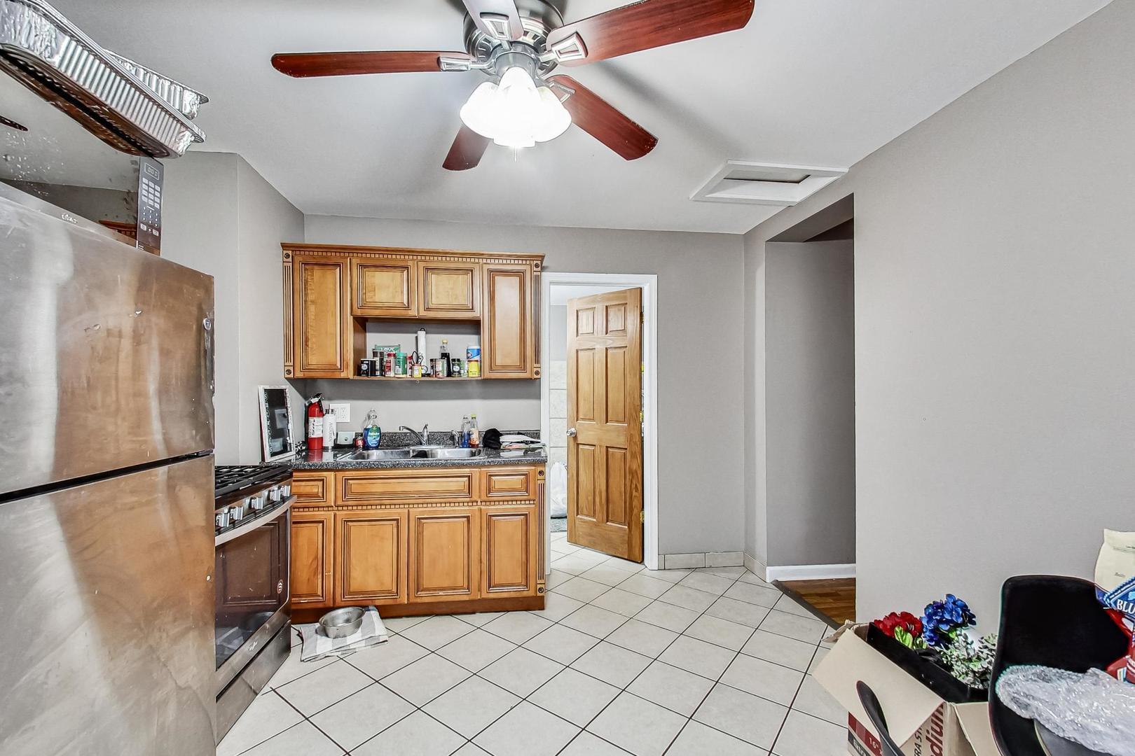 635-637 W 26th Street, Chicago, IL 60616