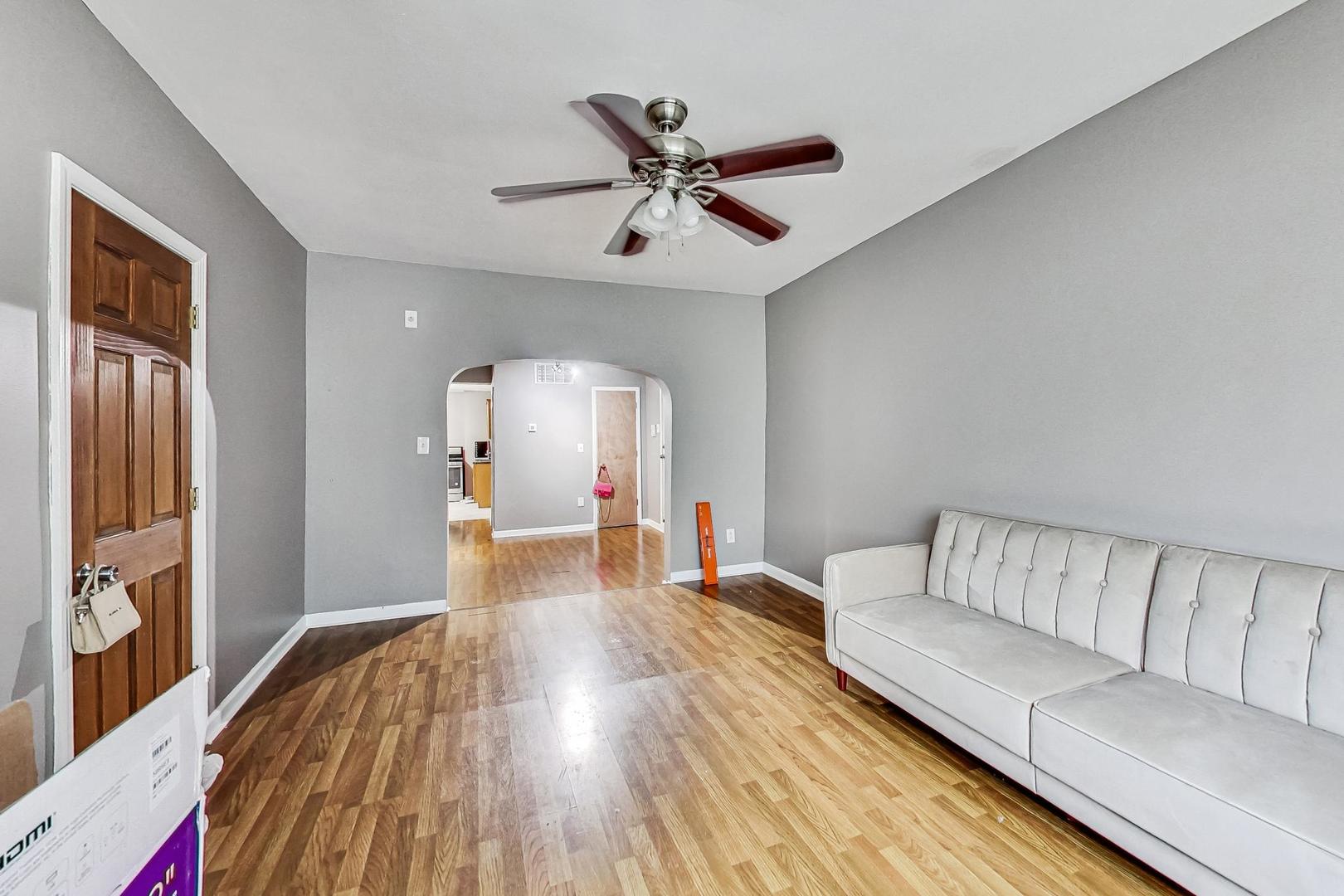 635-637 W 26th Street, Chicago, IL 60616