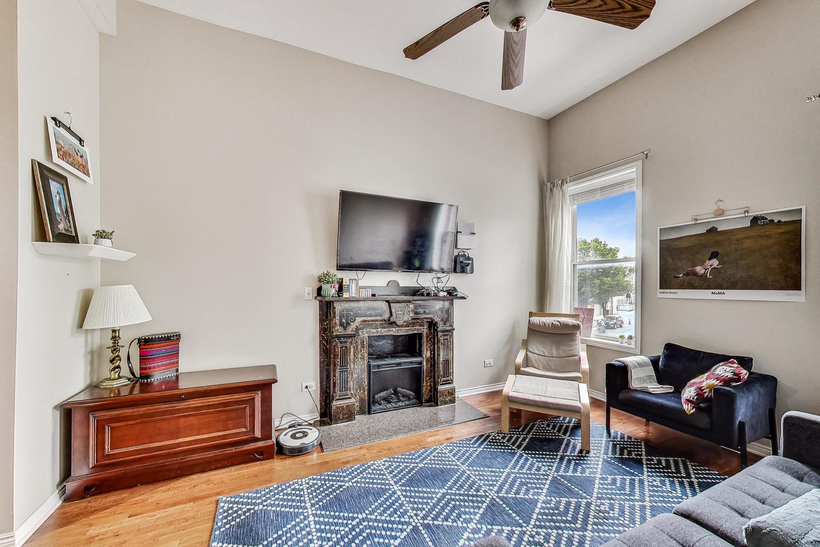 635-637 W 26th Street, Chicago, IL 60616