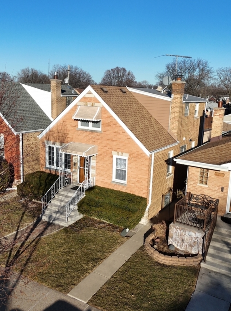 3737 N Oketo Avenue, Chicago, IL 60634