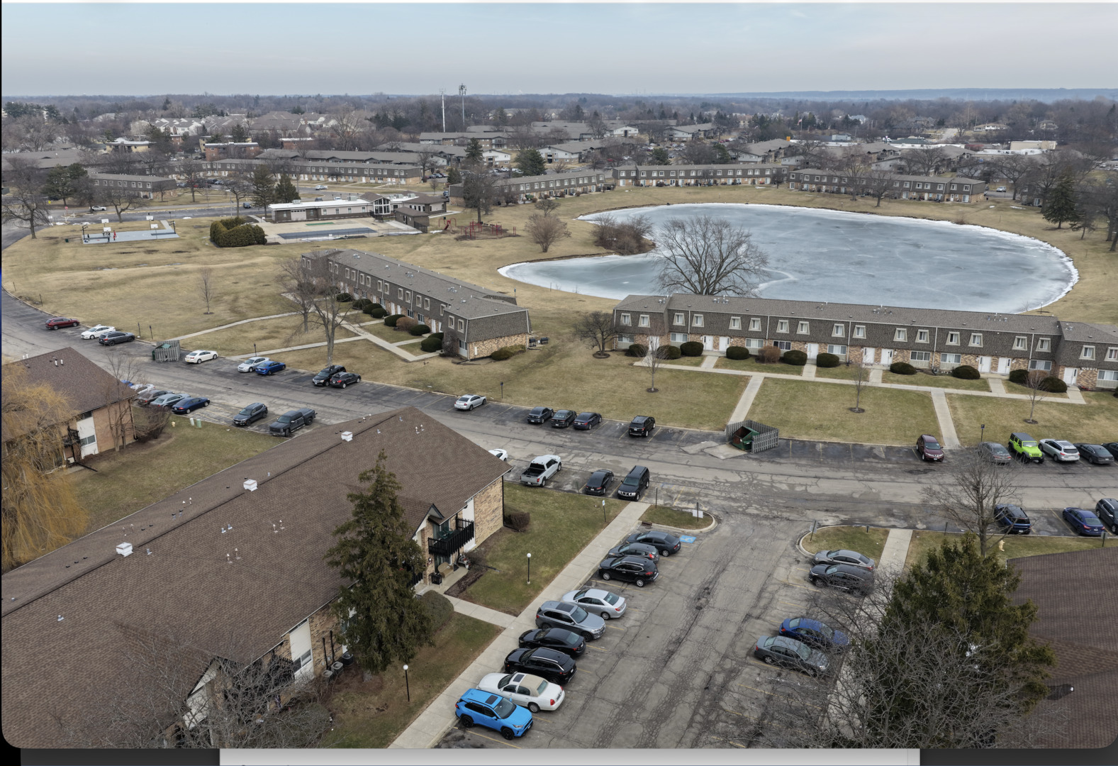 3A KINGERY QUARTER #103, Willowbrook, IL 60527