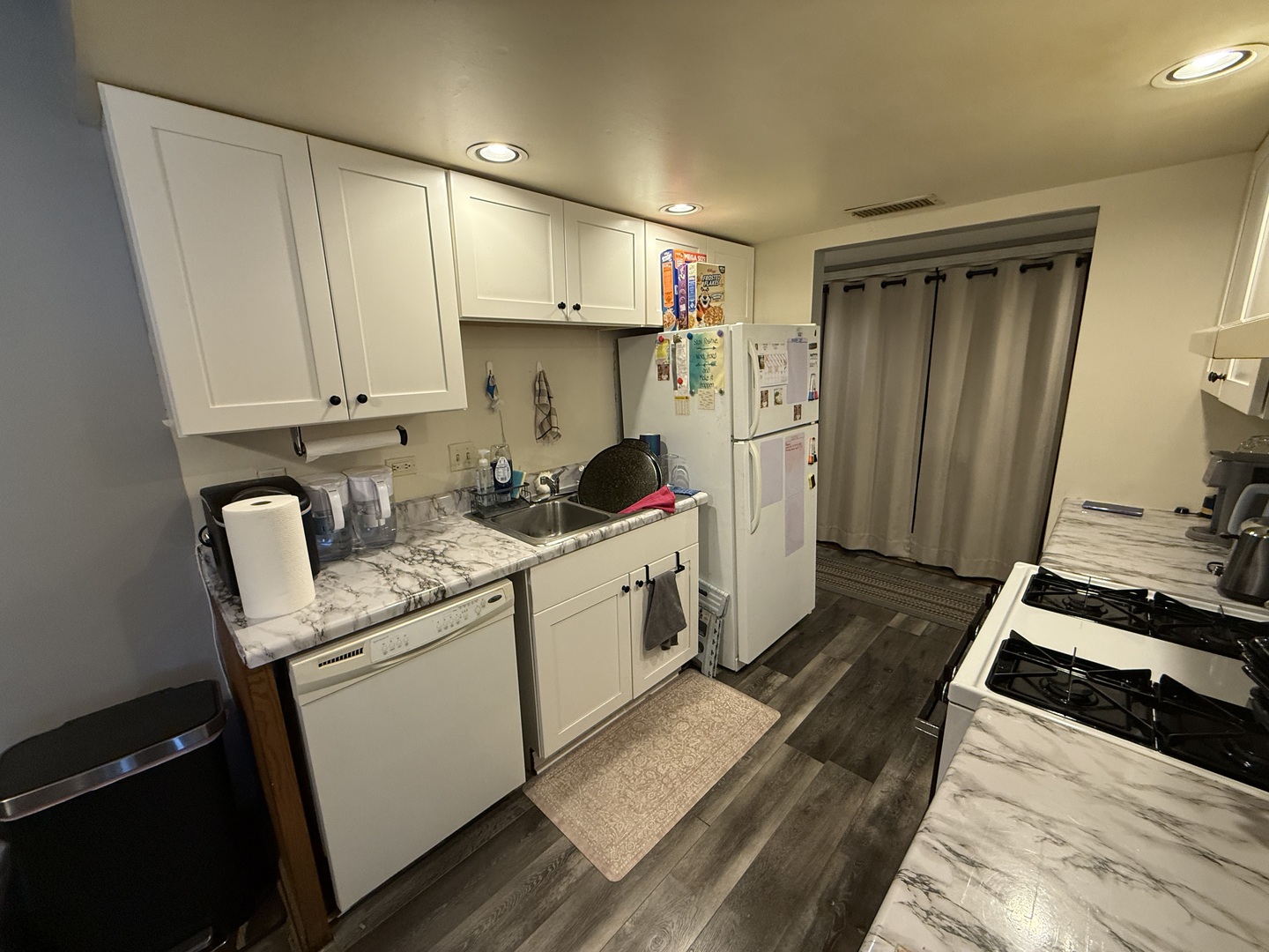 3A KINGERY QUARTER #103, Willowbrook, IL 60527