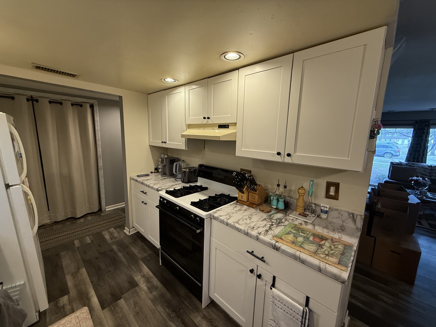 3A KINGERY QUARTER #103, Willowbrook, IL 60527