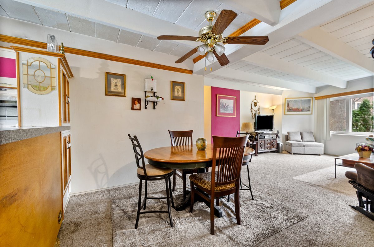 1946 W Hood Avenue #GB, Chicago, IL 60660