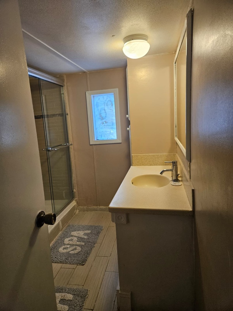 3316 Pace Street, Park City, IL 60085