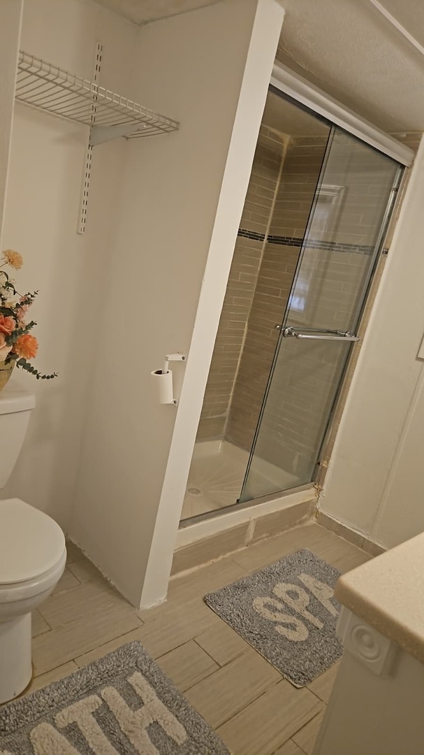 3316 Pace Street, Park City, IL 60085