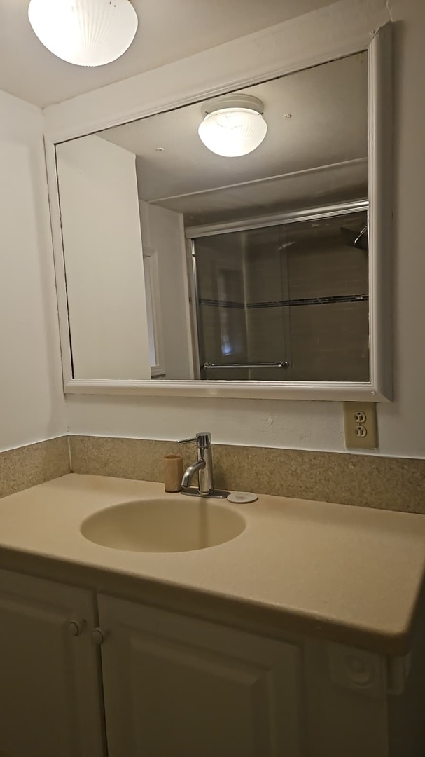 3316 Pace Street, Park City, IL 60085