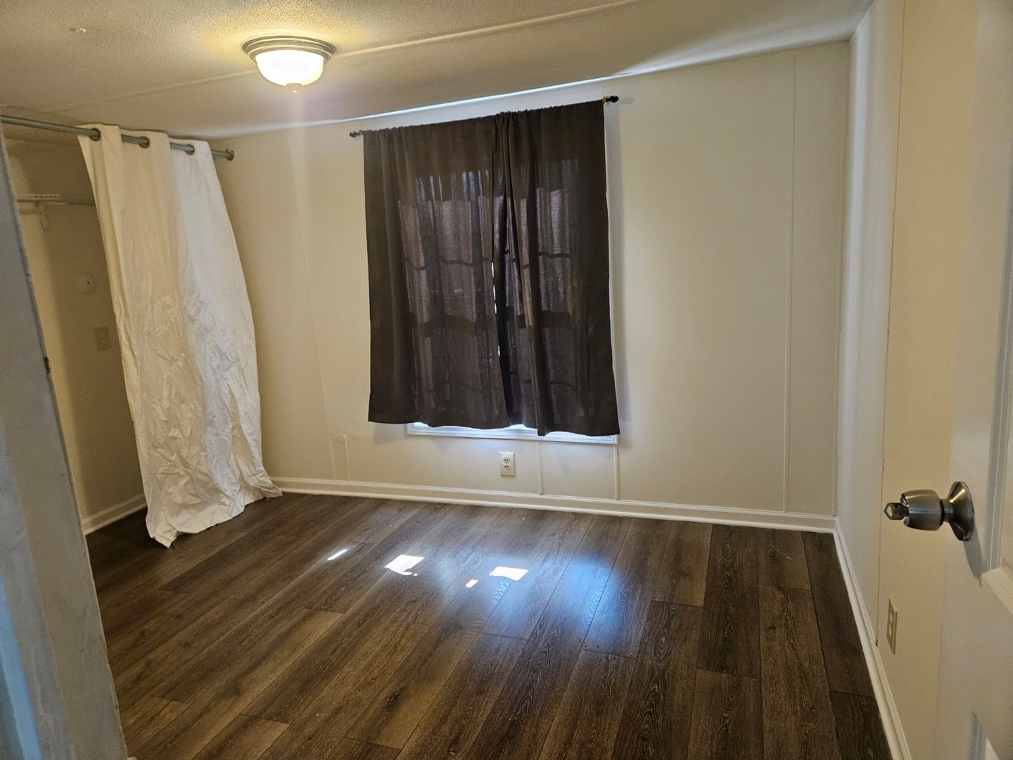 3316 Pace Street, Park City, IL 60085