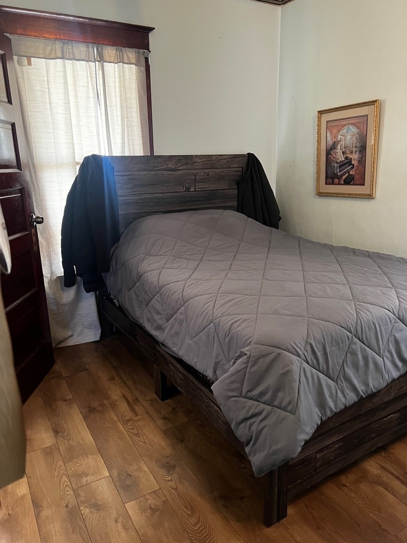 911 Jericho Road, Aurora, IL 60506