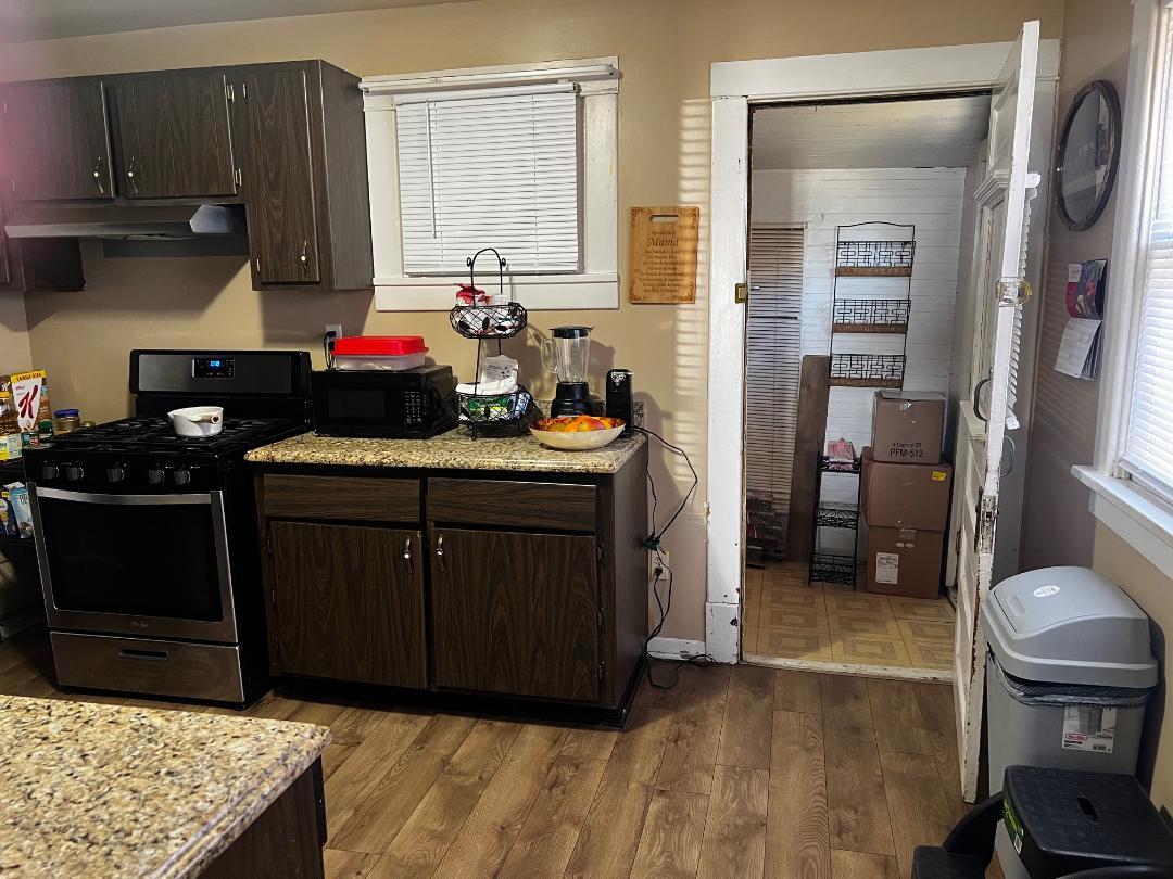 911 Jericho Road, Aurora, IL 60506