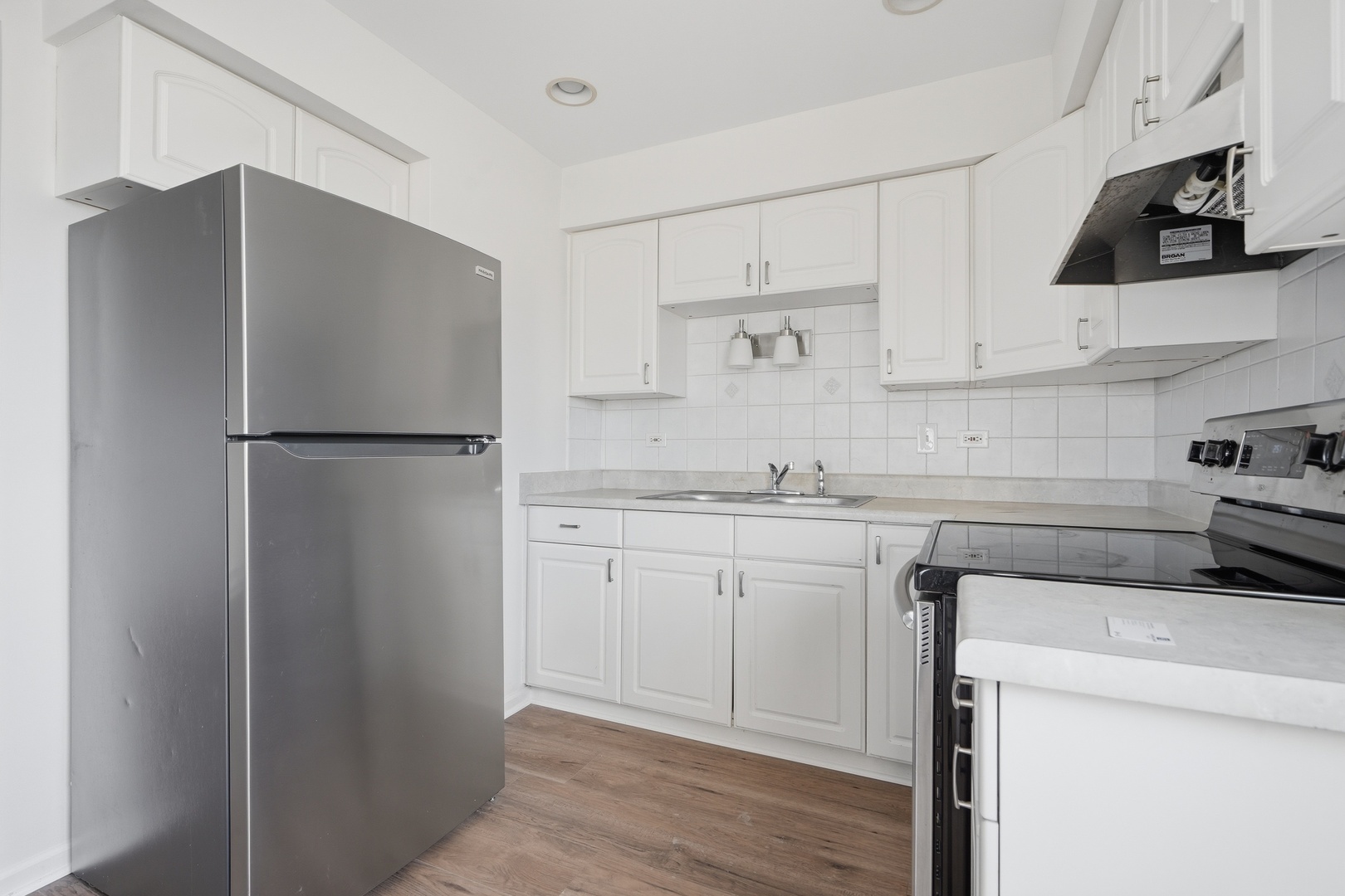 7535 Tiffany Drive #3B, Orland Park, IL 60462