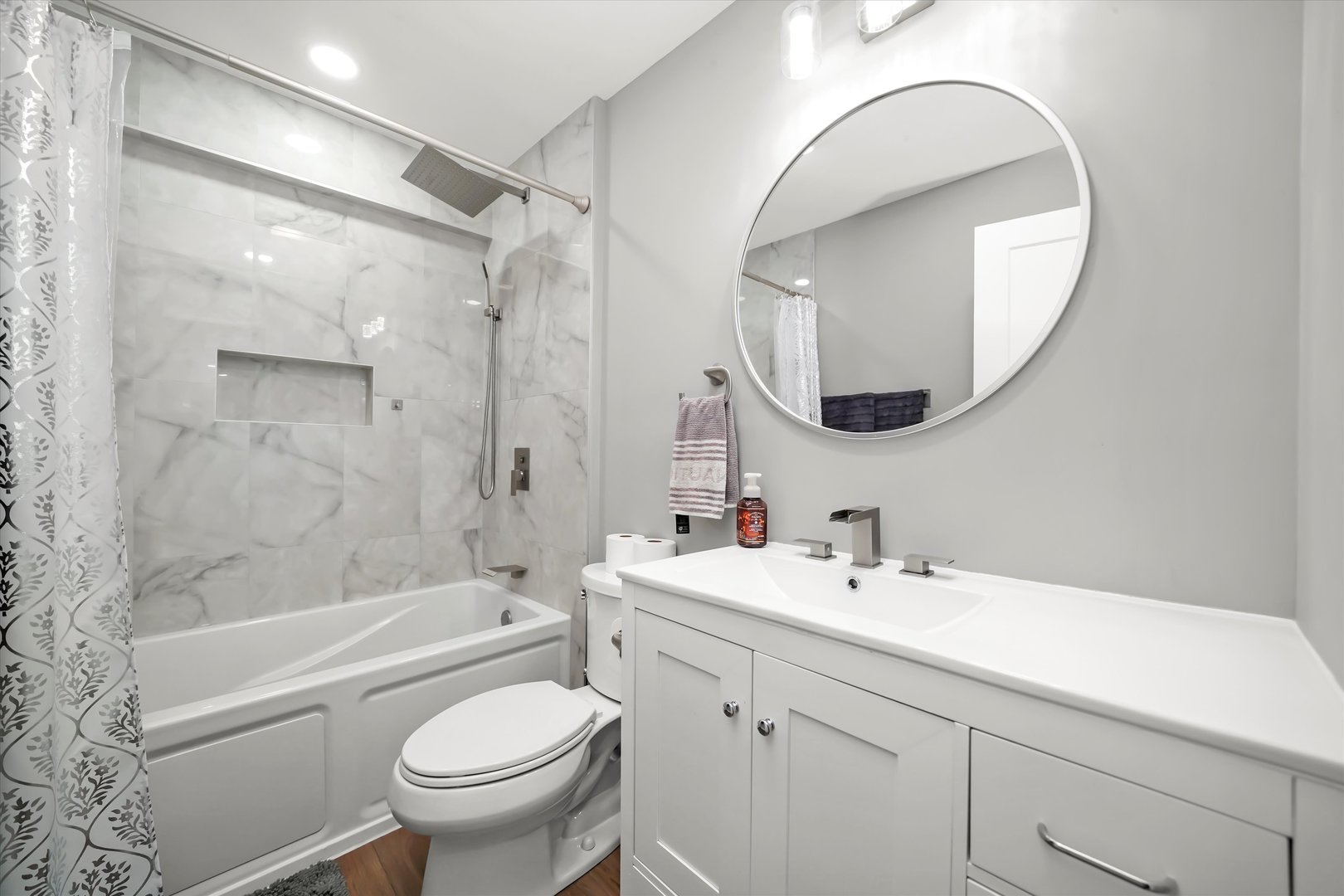 11245 S Harlem Avenue #A12, Worth, IL 60482