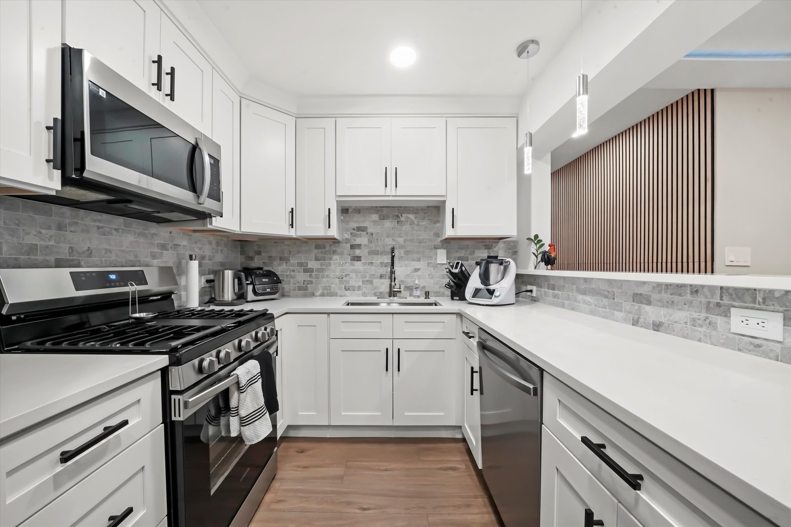 11245 S Harlem Avenue #A12, Worth, IL 60482