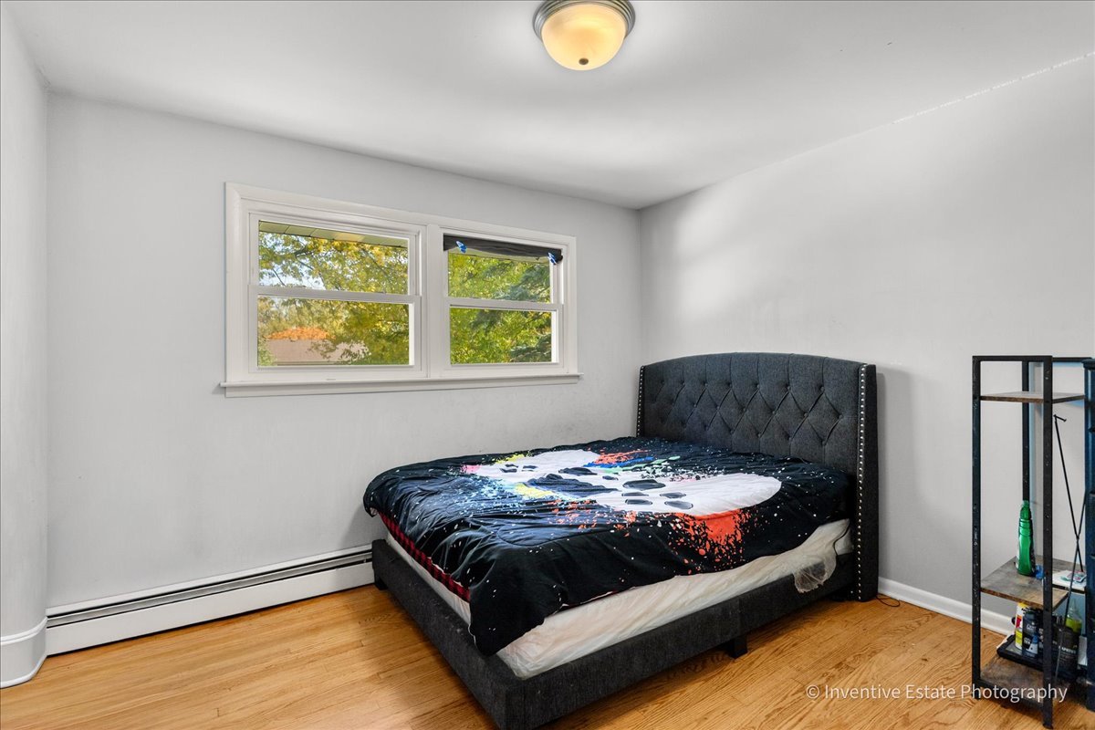 835 Maple Road, Flossmoor, IL 60422