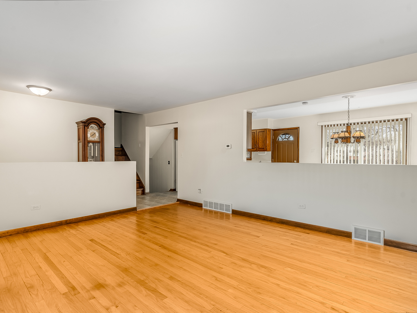 6429 W 114th Street, Worth, IL 60482