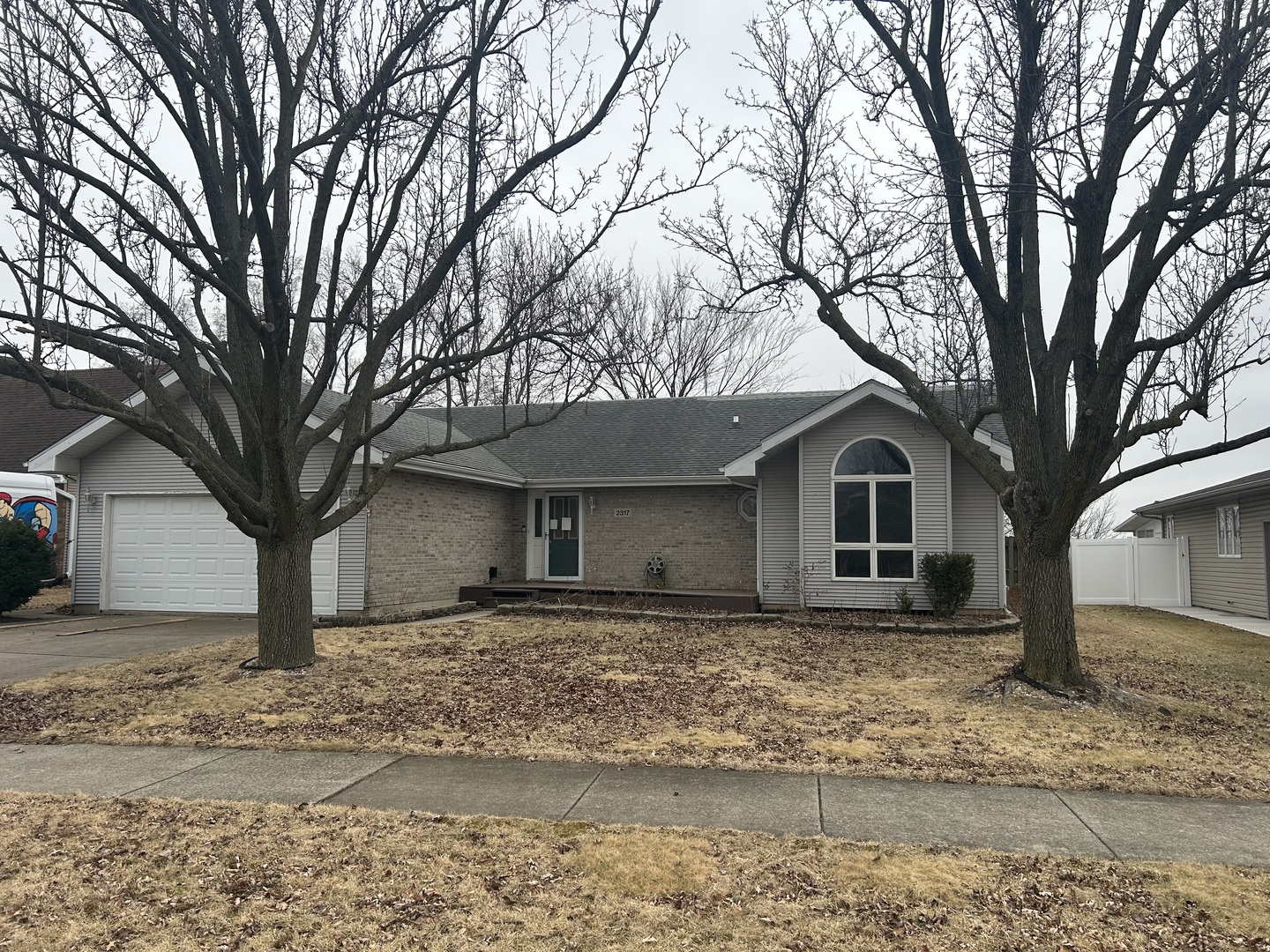 2317 Hess Drive, Crest Hill, IL 60403