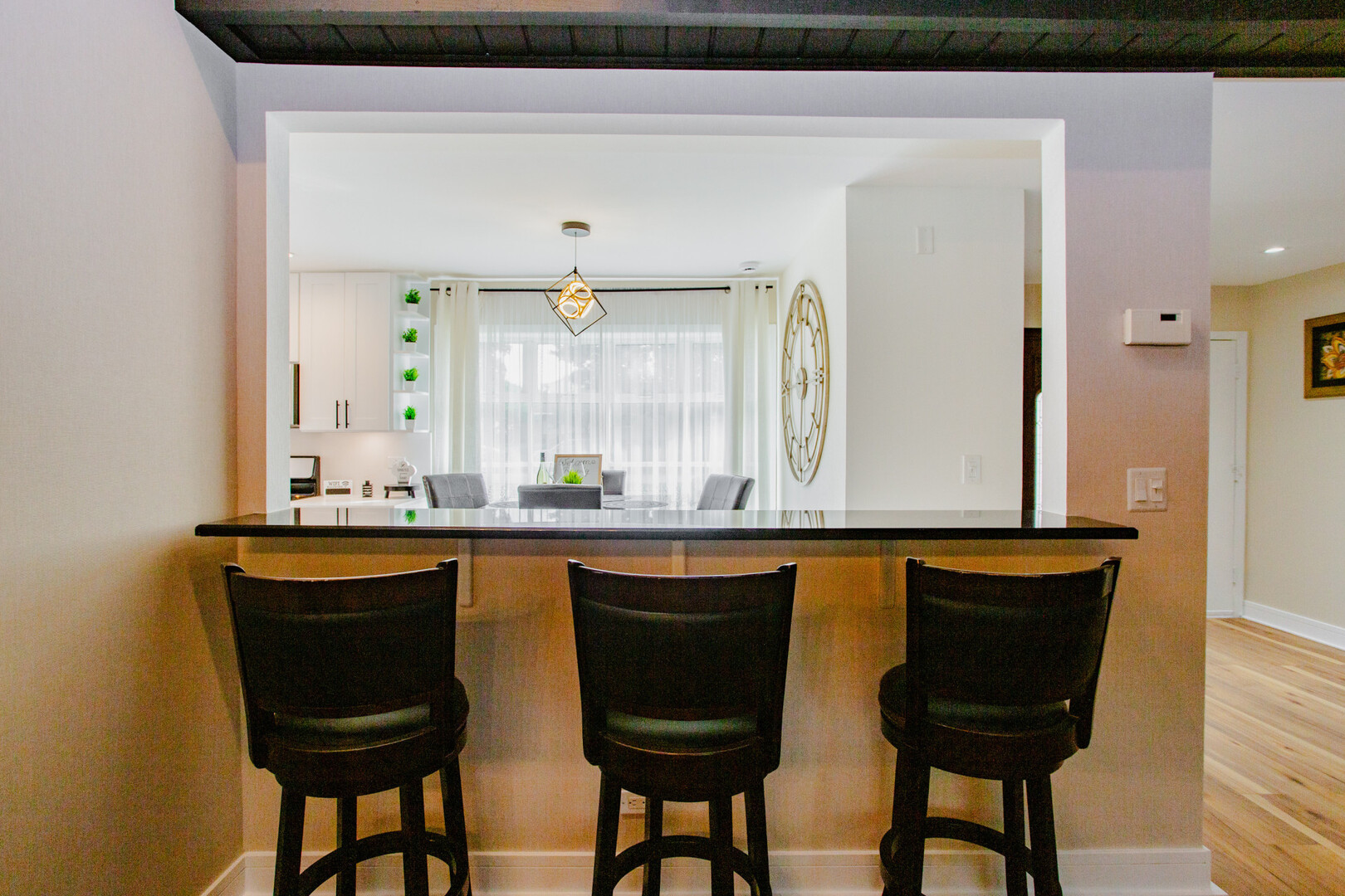 1040 Borden Drive, Roselle, IL 60172