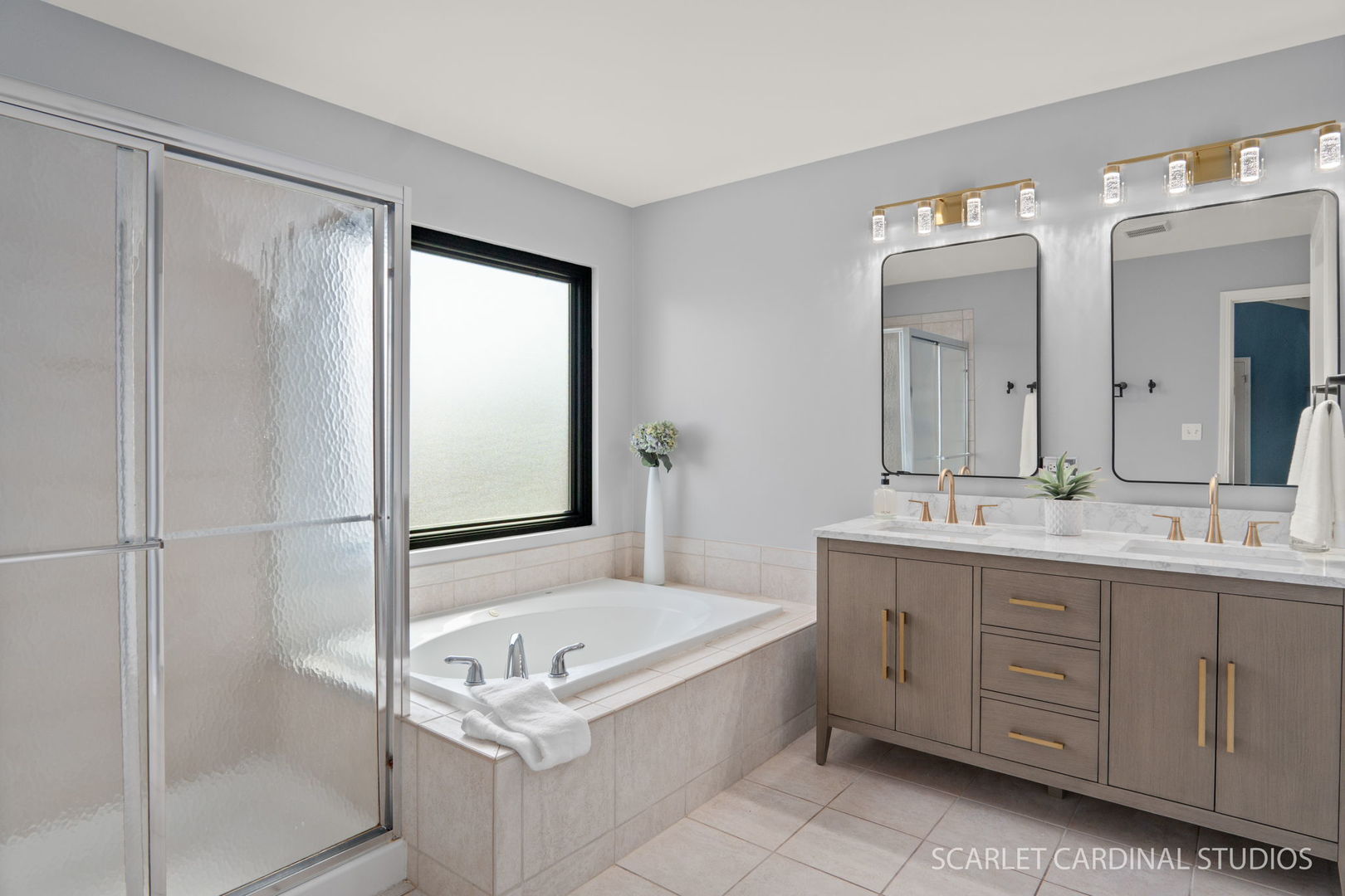 1948 Barrington Court, Aurora, IL 60503