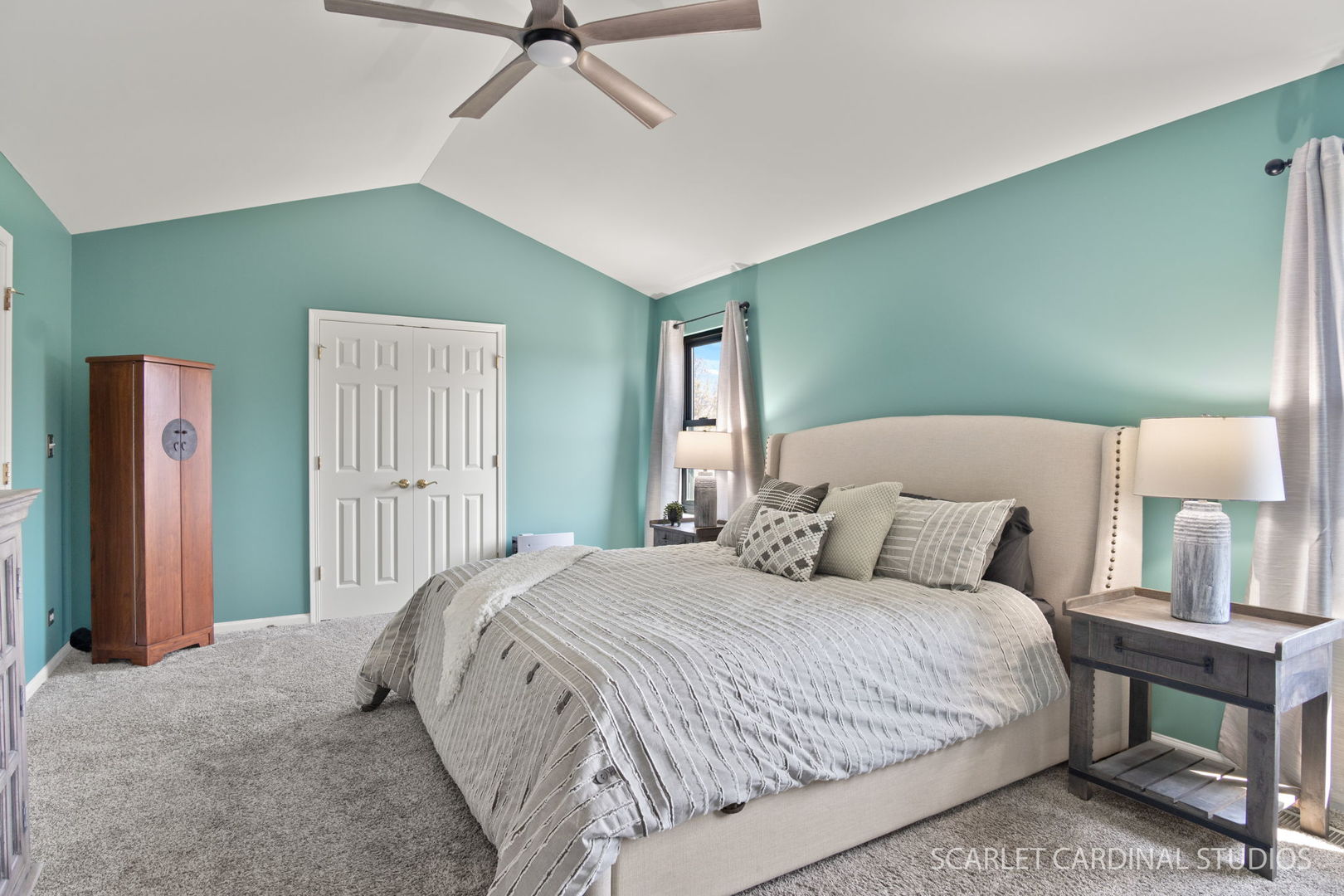 1948 Barrington Court, Aurora, IL 60503