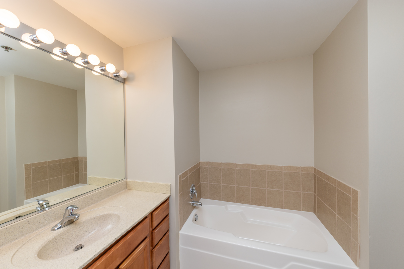 1600 S Indiana Avenue #1503, Chicago, IL 60616
