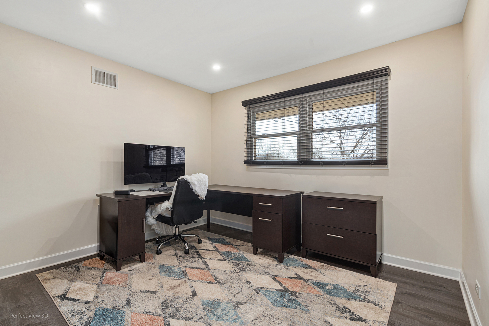 11N958 Almora Terrace, Elgin, IL 60124