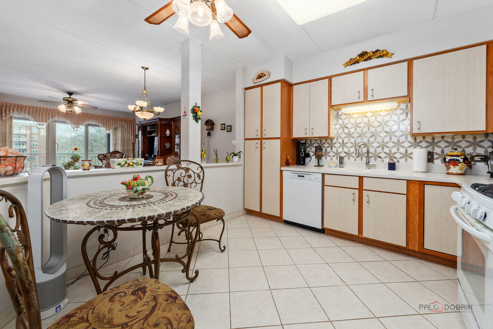 8711 W Bryn Mawr Avenue #501, Chicago, IL 60631