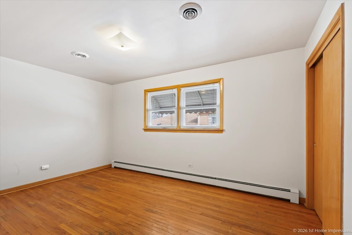 8855 S Richmond Avenue, Evergreen Park, IL 60805