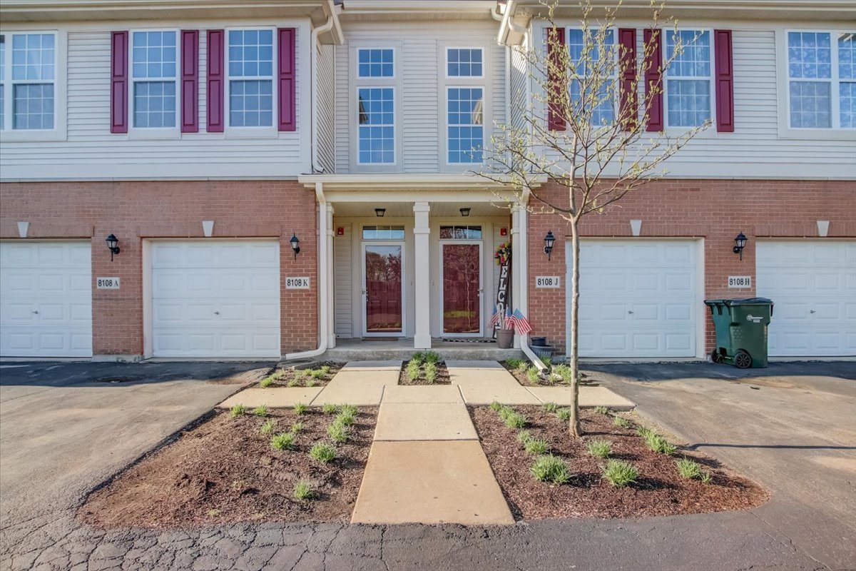 8108 Concord Lane #K, Justice, IL 60458