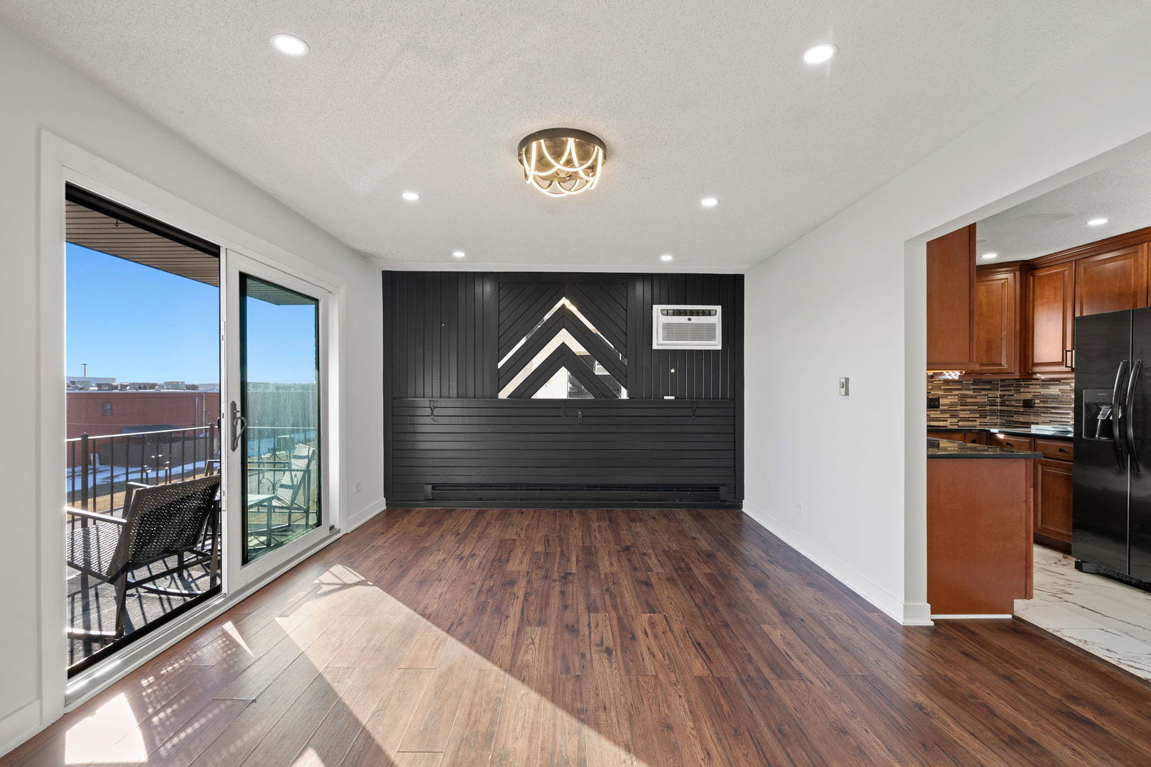 7242 W 86th Street #3A, Bridgeview, IL 60455