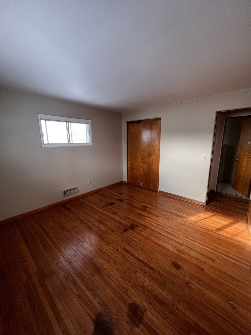 9 Cottonwood Street, Bloomington, IL 61701