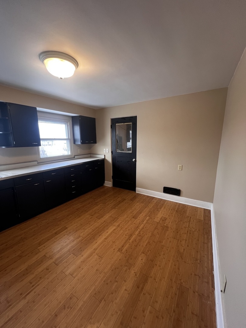 9 Cottonwood Street, Bloomington, IL 61701